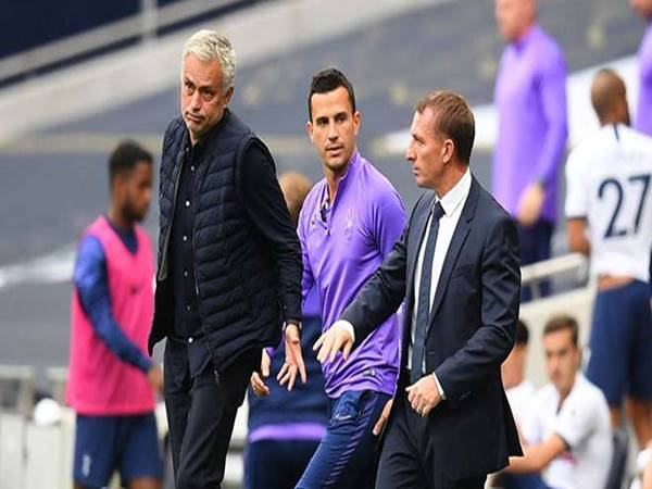 Bóng đá Anh 17/2: Tottenham chú ý tới HLV Brendan Rodgers