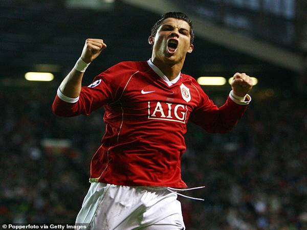 Bóng đá Anh trưa 17/8: Ronaldo có thể tới Man City với mức phí 25 triệu bảng