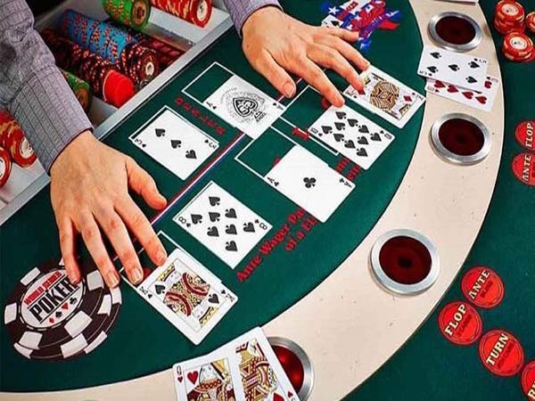 Cách chơi bài poker như cao thủ chuyên nghiệp
