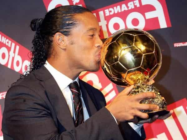 Ronaldinho: Nghệ sĩ sân cỏ