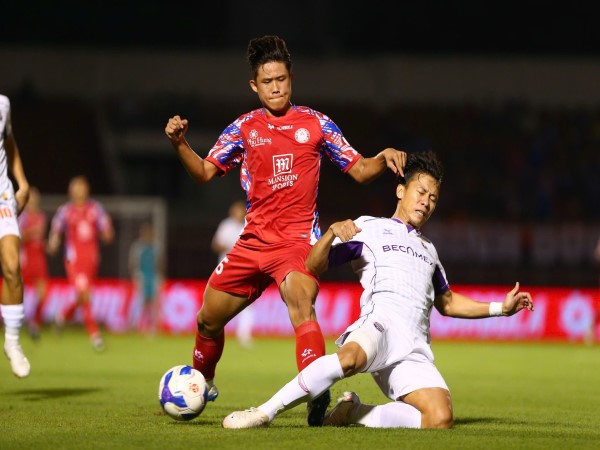 Điểm rơi lịch sử của V-League: Cơ hội bước sang trang mới