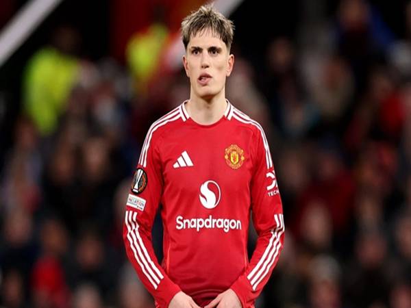 Tin MU: 3 lý do MU sẽ không bán rẻ Garnacho cho Chelsea
