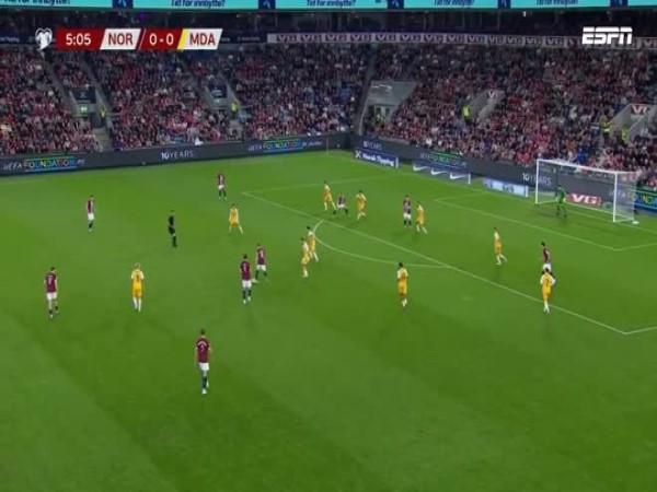 Aasgaard tỏa sáng, Moldova chỉ biết nhận “cơn ác mộng”