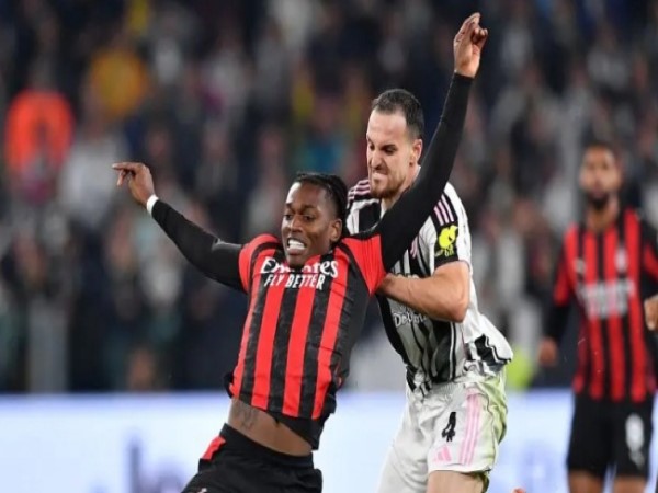 Những vấn đề chiến thuật của Milan