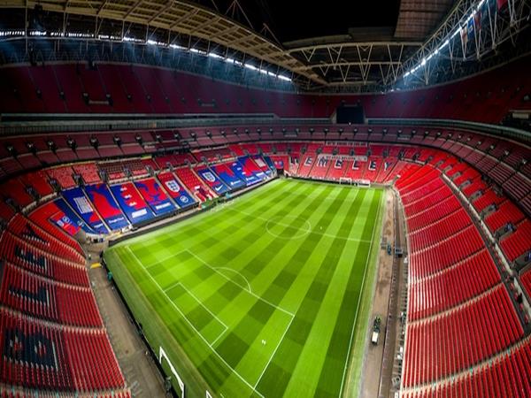 Kiến trúc và sức chứa sân vận động Wembley