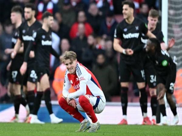 Tin Arsenal 21/10: Hàng thủ Arsenal có vượt kỷ lục không?