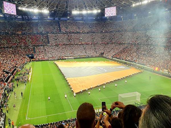 Thiết kế và sức chứa của sân vận động Puskas Arena Thiết kế và sức chứa của sân vận động Puskas Arena