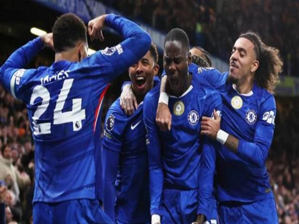Tin Chelsea: Nỗ lực mạnh mẽ trong trận hòa Arsenal